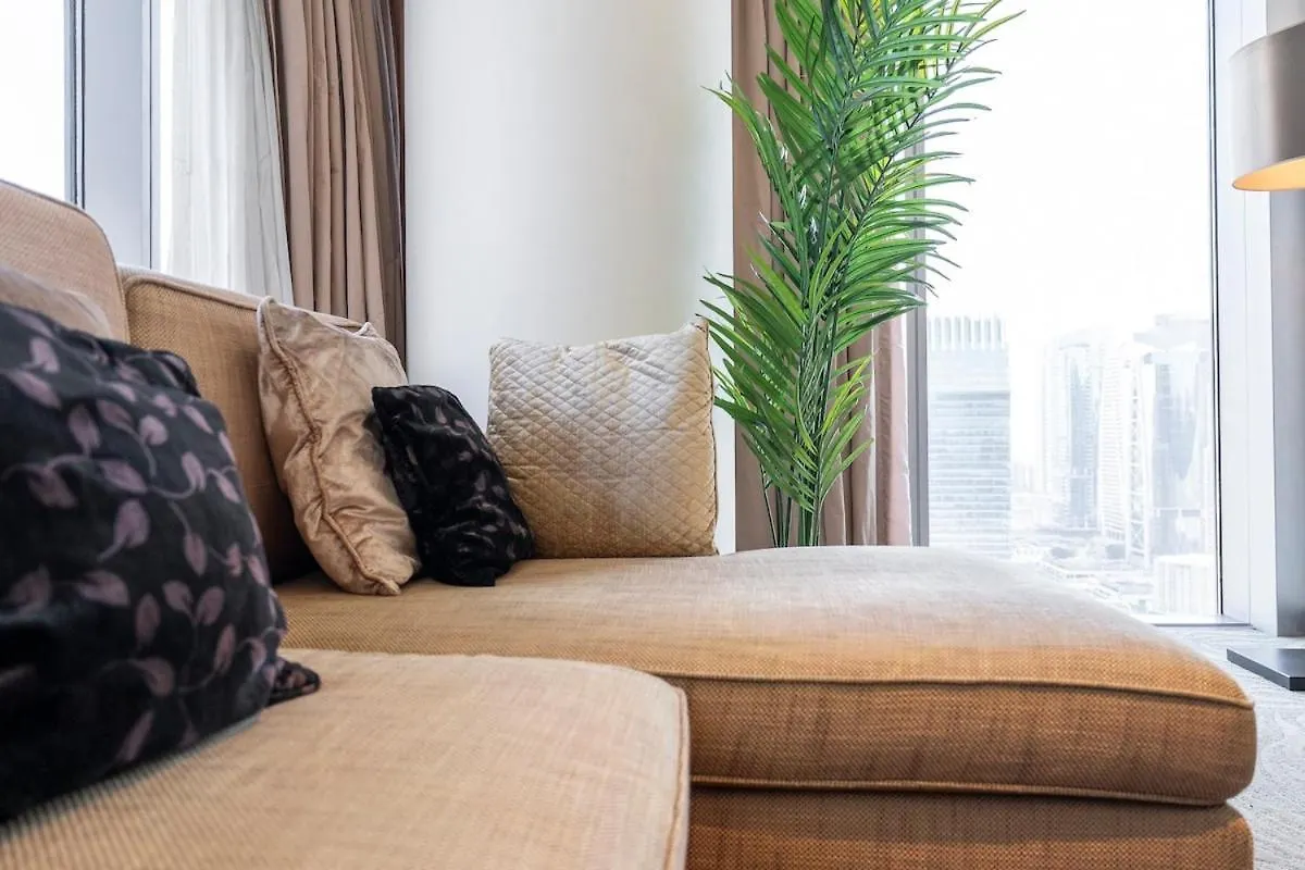 Experience The Amazing 1 Bedroom Apartment In Dubai Marina