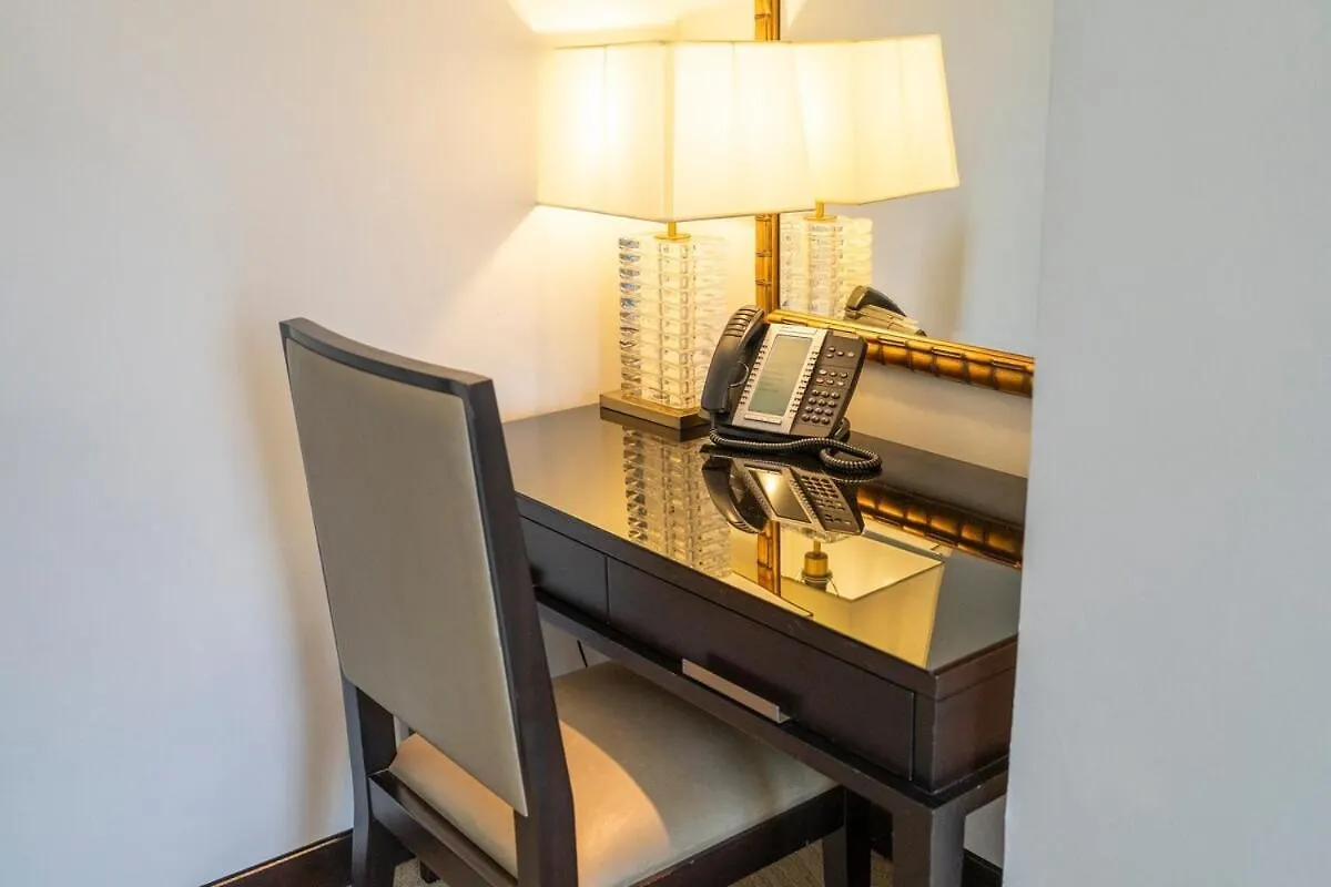 Experience The Amazing 1 Bedroom Apartment In Dubai Marina